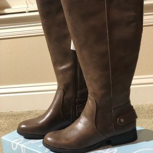 Life stride tall boots - wide calf, size 8W